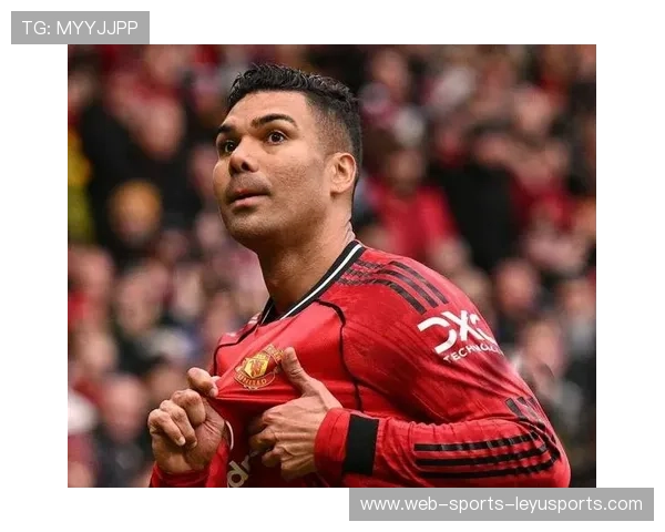 卡塞米罗离开曼联话题升温，去向引热议，卡塞米罗年薪这么低